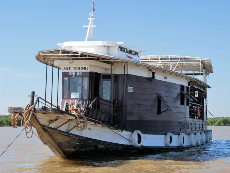 Cambodian cruises