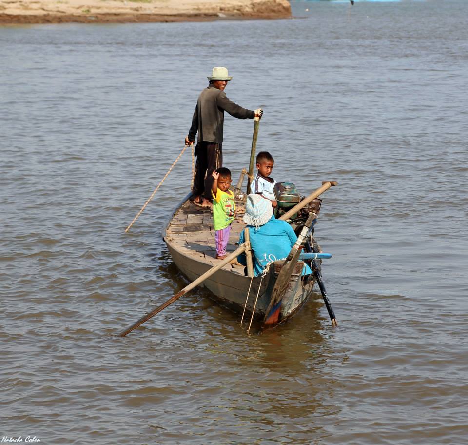 Discover Cambodia on the Tonle Sap river